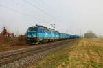 CD Cargo Siemens Vectron 383 008-0 mit blauen Güterwagen in Altheim bei Dieburg (Hessen) am 22.02.23