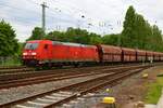DB Cargo Bombardier Traxx 185 226-8 mit Kohlewagen in Darmstadt am 19.05.23
