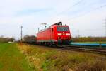 DB Cargo Bombardier Traxx 185 129-4 mit Mischer in Mainz Bischofsheim am 17.03.24