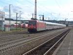 101 137-8 zeiht den IC 2282 Saarbrcken - Kassel-Wilhelmshhe am 18.06.2011 nach Kaiserslautern