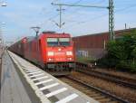 185 210-2 zieht einen Güterzug am 31.08.2011 durch Haßloch