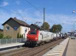 Prima E 37 501  zieht einen Containerzug am 29.09.2011 durch Einsiedlerhof