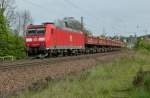 185 080-9 ist mit einem Schotterzug am 30.04.2012 bei Kaiserslautern Pfaffwerk