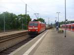 185 031-2 fhrt am 10.06.2011 mit einen Chemiezug durch Kaiserslautern Hbf