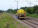 Die Stadt Kaiserslautern sprht mit ihrem Fahrzeug am 18.08.2011 Unkrautvernichtungsmittel in Einsiedlerhof aus