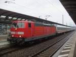 181 210-6 steht mit dem IC 2357 Saarbrcken - Frankfurt (Main) am 04.09.2011 in Kaiserslautern