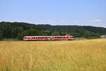 DB 628 453 rollt durch die Felder bei Hirschhorn(Pfalz) in Richtung Kaiserslautern.