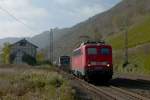 140 790-7 ist mit einem KLV Zug am 28.10.2012 in Hatzenport