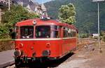 Moselweinbahn (DB): Einzelner Uerdinger Schienenbus vor dem (früheren) Bahnhof Traben-Trarbach.