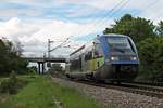 Als IRE (Freiburg (Brsg) Hbf - Mulhouse Ville) war am 13.05.2017 der SNCF TER Alsace X73901 südlich von Buggingen durchs Rheintal in Richtung Müllheim (Baden) unterwegs.