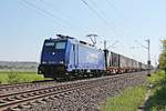 Mit dem  GTS -Containerzug DGS 40046 (Piacenza - Zeebrugge-Ramskapelle) fuhr am Nachmittag des 23.04.2020 die RRL/XRAIL 186 269-7 nördlich von Hügelheim durchs Rheintal in Richtung Freiburg