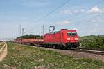 Mit dem EZ 44601 (Kehl - Basel SBB RB) fuhr am frühen Nachmittag des 02.06.2020 die 185 309-2 südlich von Auggen über die Rheintalbahn durchs Markgräflerland in Richtung