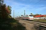 401 070-8 am Nachmittag des 20.10.12 im Bahnhof Buggingen.