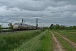 ein unbekannt gebliebener 401 als ICE 271 nach Basel SBB am 23.05.13 bei Hgelheim.