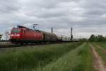 185 106-2 mit einem Mischgterzug am 23.05.13 bei Hgelheim.