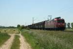 185 111-2 mit einem Gtermischzug am 05.06.13 auf dem Weg von der Schweiz aus in den Norden Deutschlands bei Hgelheim.