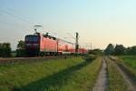 143 145-1 mit der RB 26572 von Neuenburg (Baden) nach Emmendingen am Morgen des 08.07.13 bei Hgelheim.