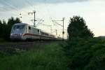 401 082-3 als ICE 3 aus Karlsruhe nach Zrich HB am Morgen des 25.07.13 in Mllheim (Baden).