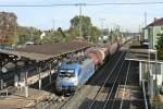 1216 920 durchfuhr am Vormittag des 17.10.12 mit einem Kesselzug gen Sden den Bahnhof Mllheim (Baden).
Warum diese Lok gen Basel unterwegs war, ist bis heute nicht bekannt.