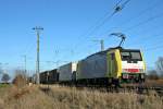 ES 64 F4-096/189 596 von TXL mit dem 40131 von Zeebrugge nach Milano am Nachmittag des 07.12.13 im Bahnhof Mllheim (Baden).