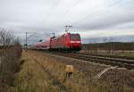 146 113-6 mit einem RE von Basel nach Offenburg am Nachmittag des 03.01.14 bei Hgelheim.