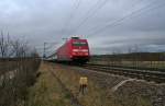 101 009-9 mit dem EC 9 von Hamburg-Altona nach Zürich HB am Nachmittag des 03.01.13 bei Hügelheim.