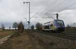 X73904 als IRE von Mulhouse-Ville nach Freiburg (Breisgau) Hbf am Nachmittag des 28.02.14 beim Verlassen des Bahnhofbereichs von Mllheim (Baden).