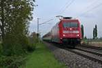 111 064-4 mit dem CNL 472 von Basel SBB nach Kopenhagen am Abend des 18.04.14 nrdlich von Mllheim (Baden).