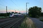 310005 (4703) als TGV 9589 von Paris Gare de Lyon nach Freiburg (Breisgau) Hbf am Abend des 13.06.14 in Mllheim (Baden).