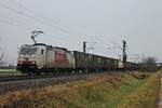 Am 20.12.2017 fuhr Maquarie/XRAIL 186-150 mit einem  GTS -Containerzug nach Piacenza bei Hügelheim durchs Rheintal in Richtung Schweiz.