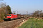 185 131-0 mit dem GK 49063 (Offenburg Gbf-Buchs) bei Kollmarsreute 19.3.20