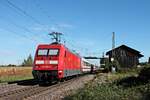 Nachschuss auf 101 088-3, als diese am Vormittag des 29.09.2019 ihren ICE-Erstazzug über die Rheintalbahn durch den Haltepunkt von Auggen in Richtung Müllheim (Baden) schob.