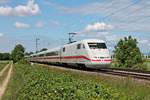 Am Nachmittag des 25.05.2020 fuhr 401 088-0  Hildesheim  als ICE 279 (Berlin Ostbahnhof - Basel SBB) südlich von Buggingen über die Rheintalbahn durchs Markgräflerland in Richtung Müllheim (Baden).