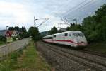 401 019-5 als ICE 270 von Basel SBB nach Berlin Ostbahnhof am Nachtmittag des 25.06.13 in Schallstadt.