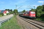 111 061 mit der RB 26566 von Neuenburg (Baden) nach Offenburg am Nachmittag des 15.08.13 kurz vor dem Hp Schallstadt.