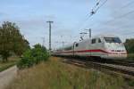 401 008-6 als ICE 73 von Hamburg nach Basel am Mittag des 28.09.13 bei der Einfahrt in Mllheim (Baden).