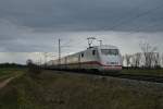 401 586-3 als ICE 278 von Interlaken Ost nach Berlin Ostbahnhof am Mittag des 03.01.14 westlich von Hgelheim.