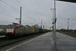185 597-2 mit einem KLV-Zug auf dem Weg in Richtung Aachen West am Nachmittag des 28.02.14 aufgenommen in Müllheim (Baden).
