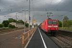 145 032-9 mit einem KLV-Zug auf dem Weg nach Weil am Rhein Rbf am Nachmittag des 25.04.14 in Müllheim (Baden).
