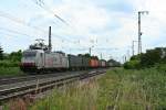 185 578-2 mit dem 40184 von Piacenza nach Zeebrugge Ramsk. am Nachmittag des 14.06.14 in Mllheim (Baden).