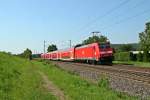 146 232-4 mit einem RE von Schliengen nach Offenburg am Nachmittag des 01.08.14 nördlich des Haltepunktes Kollmarsreute.