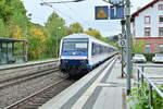 Nachschuß auf den Steuerwagen  des TRI N-Wagenzuges den die 110 469 gezogen hat heutenachmittag durch Neckargerach. 19.10.2022