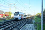 Kurz vorm Ziel Heidelberg Hbf ist der Zug in Pfaffengrund/Wieblingen am Morgen des 3.4.2023 zusehen. 