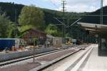 Der Bahnsteig fr das vierte Gleis im Bahnhof Neckargemnd entsteht.