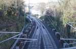 Die Bahnstrecke bei Steinsfurt in Richtung Sinsheim gesehen. Hier ist im Vergleich zum Mai jetzt die Oberleitung zu sehen. Bild aufgenommen am 19.11.09.