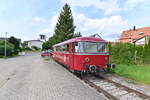 Am Sonntag den 15.8.2021 stand der Steuerwagen des Roten Flitzers in Hffenhardt  am Prellbock abgestellt.