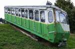 Bad Wildbad, der Bergbahnwagen von 1968 steht als technisches Denkmal am Bahnhof von Bad Wildbad, ab 2011 f�hrt die neue Bergbahn auf den Sommerberg, Sept.2026
