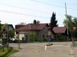 Ein Bahnbergang in Ottenau bei Gaggenau an der Murgtalbahn am 25.