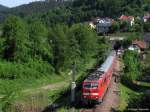 Auch 2011 ist der Murgtler Fahrradexpress wieder unterwegs und bringt etwas Farbe in das nur von AVG-Triebwagen geprgtem Murgtal. Am 08.05.2011 zieht die 111 030-3 den RE 38959 (Ludwigshafen (Rhein) Hbf - Freudenstadt Hbf ber Mannheim, Heidelberg, Bruchsal, Karlsruhe, Rastatt) nach Freudenstadt Hbf hinauf. Aufgenommen beim Haltepunkt Gausbach kurz vor dem Bahnhof Forbach (Schwarzwald).