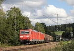 185 122-9 und 185 108-8 mit dem EZ 46287 (Mannheim Rbf-Offenburg Gbf) bei St.Georgen 15.9.17